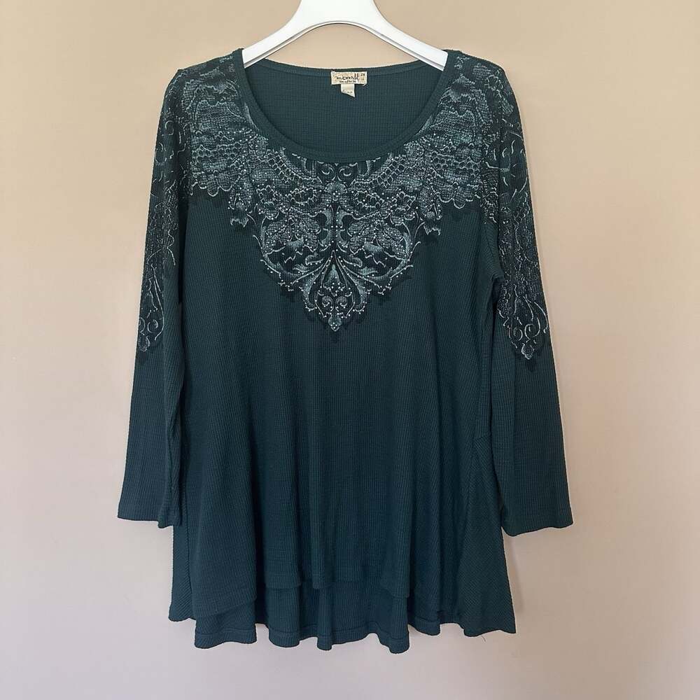 One World 2X Green Boho Tunic Length 3/4 Sleeve Top Thermal Waffle Knit Embellis - Picture 2 of 10